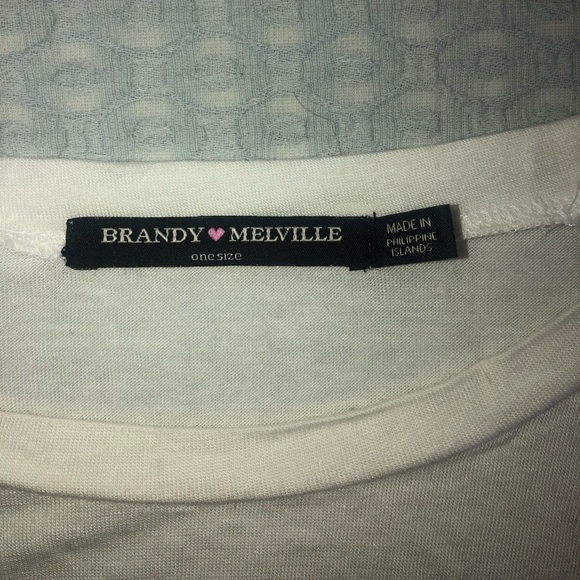 Brandy Melville tee - Picture 2 of 3